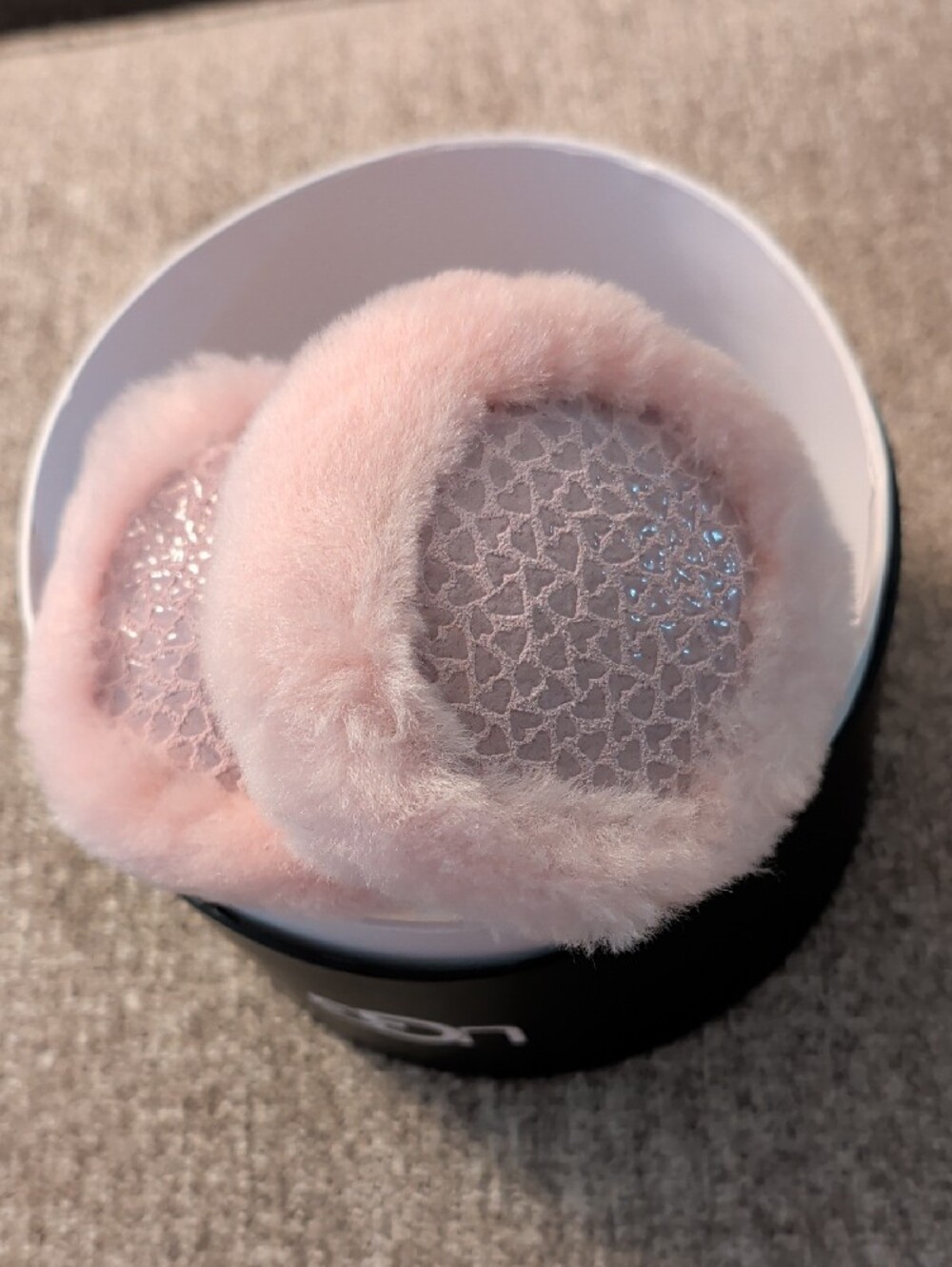 UGG Kids Pink Hearts Earmuff (Toddler/Little Kids) New in Gift Box - Soo Cute!